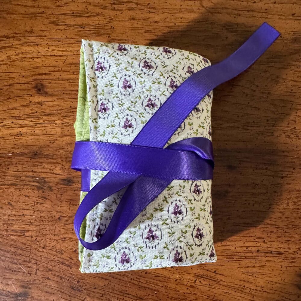 how to use tarot deck wrap mat