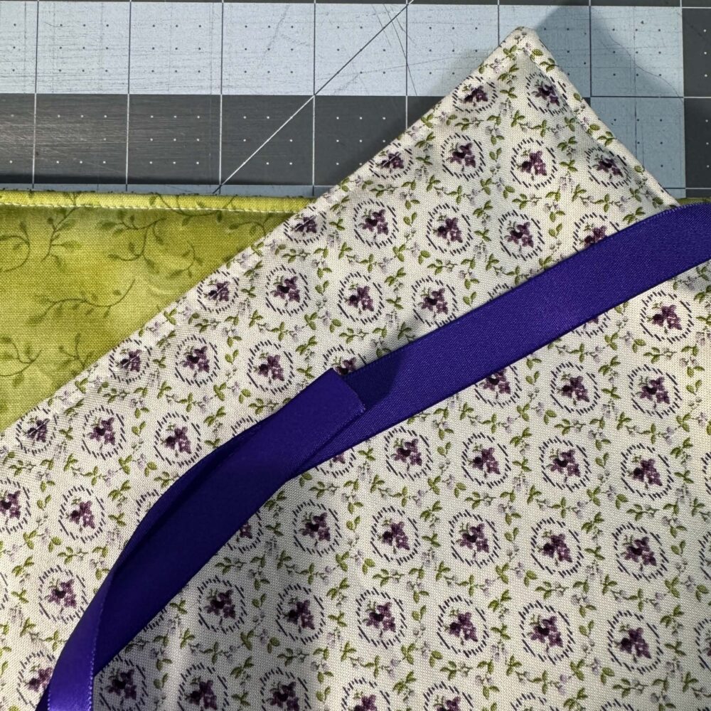 DIY Tarot Mat topstitched