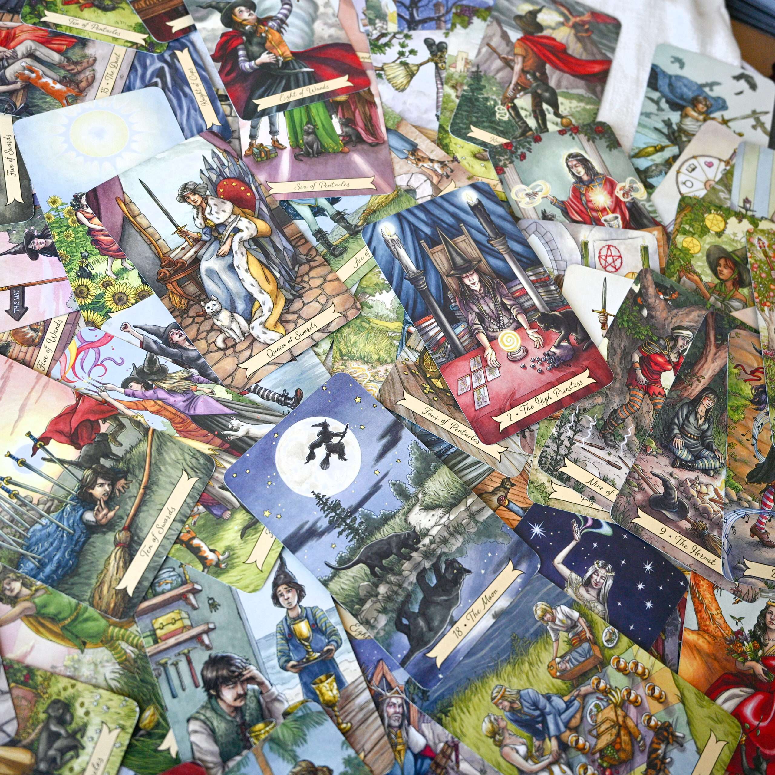 Everyday Witch Tarot Cards